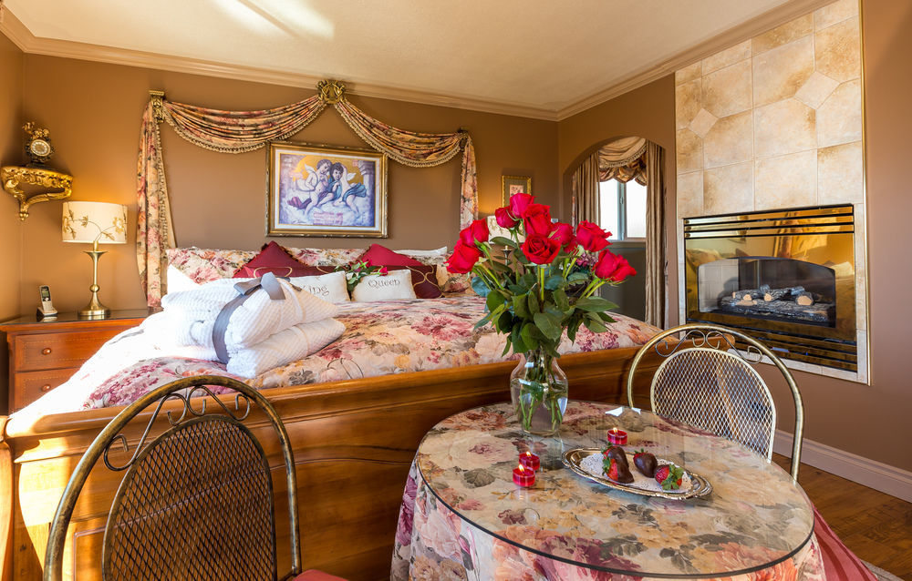 A Vista Villa Couples Retreat Келоуна Екстериор снимка